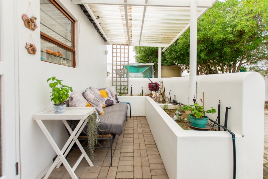7 Bedroom Property for Sale in Paternoster Western Cape